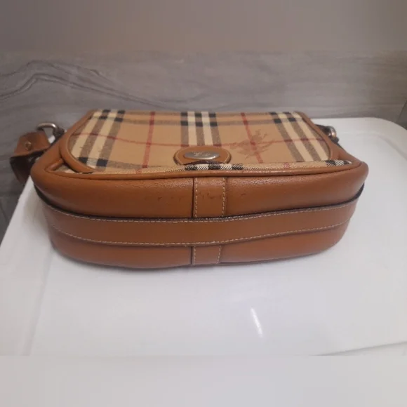 Burberrys - Vintage Crossbody Bag - Nova Check - Picture 3 of 15